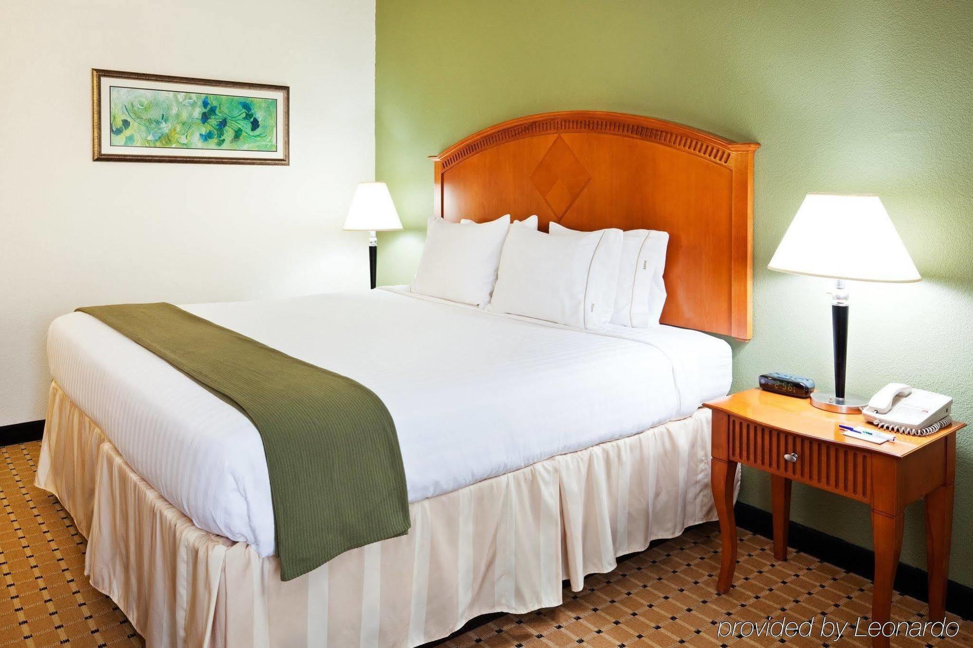 Holiday Inn Express Charlotte West - Gastonia By Ihg Esterno foto
